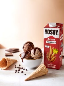 Helado de platano chocolate y nueces